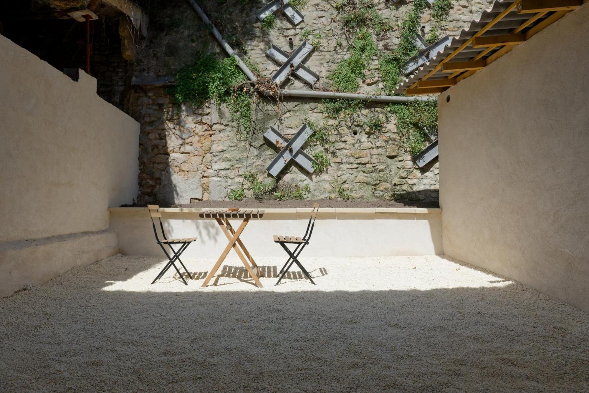 Appartement De L'Unesco De Blaye- Spacieux & Confort - 2 Chambres ภายนอก รูปภาพ